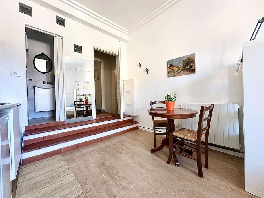 Warm Retreat In The Heart Of Florence Cls Station Apartman Kültér fotó
