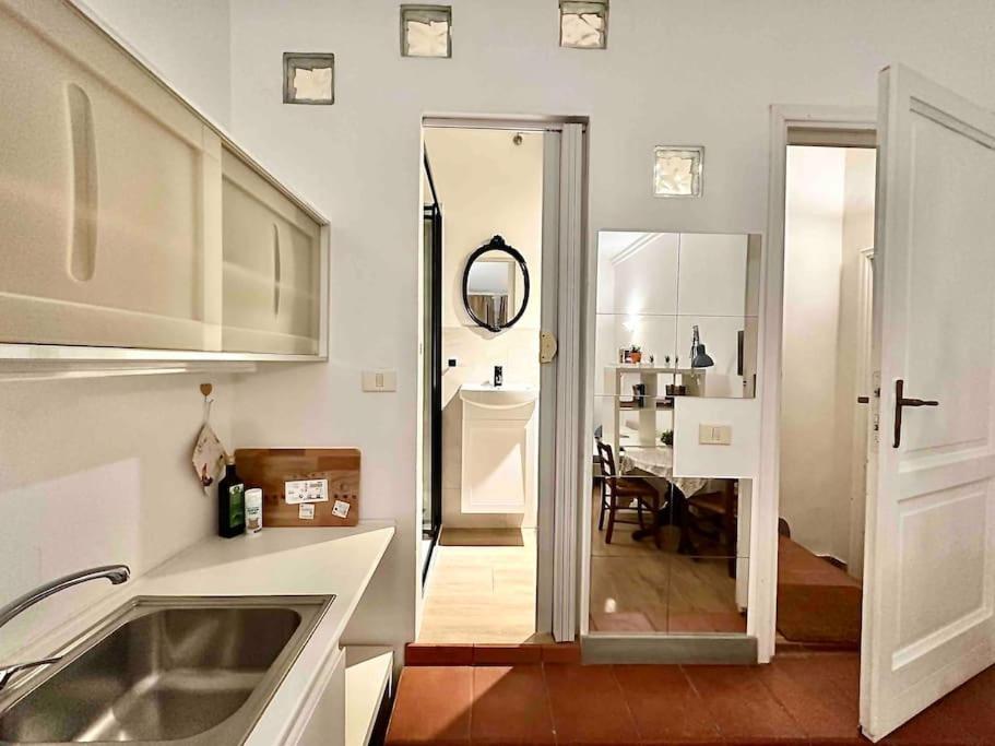 Warm Retreat In The Heart Of Florence Cls Station Apartman Kültér fotó